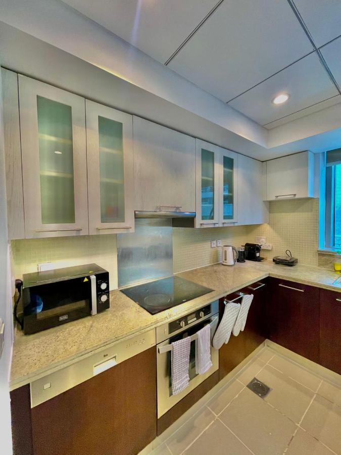 First Class 2Br With Burj Khalifa & Downtown View ดูไบ ภายนอก รูปภาพ