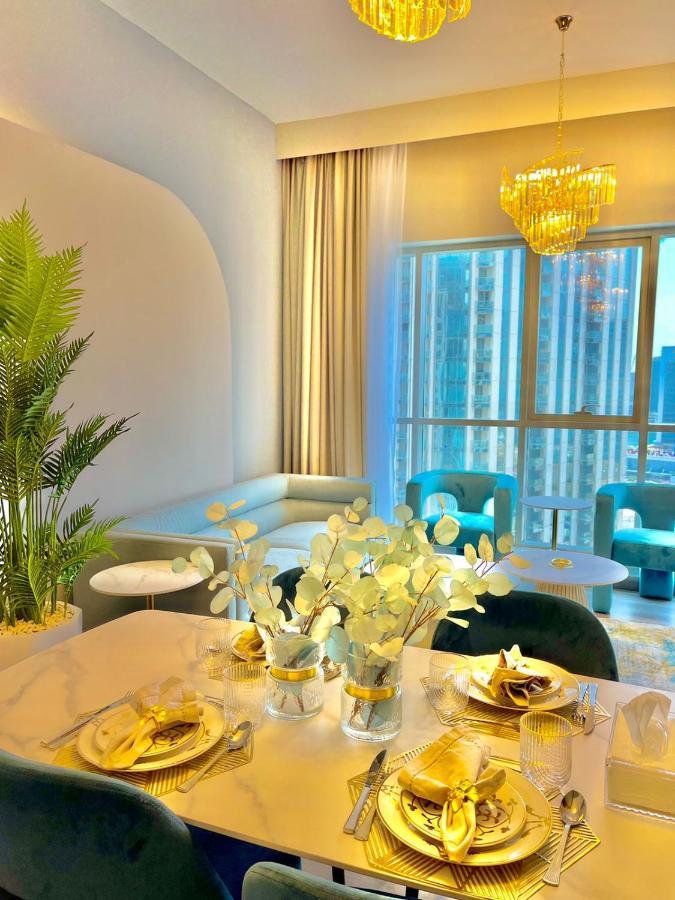 First Class 2Br With Burj Khalifa & Downtown View ดูไบ ภายนอก รูปภาพ