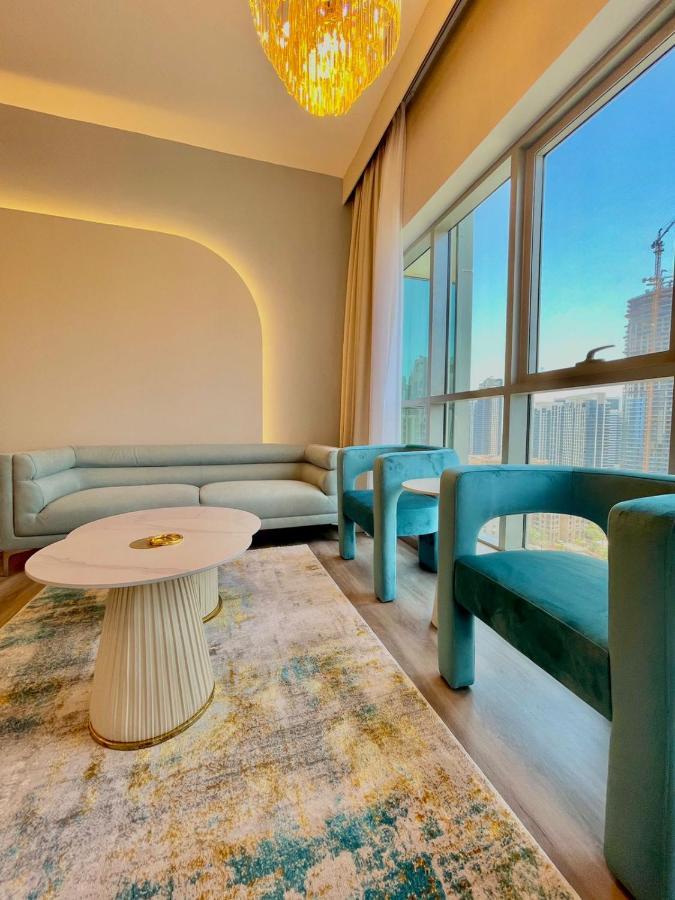 First Class 2Br With Burj Khalifa & Downtown View ดูไบ ภายนอก รูปภาพ