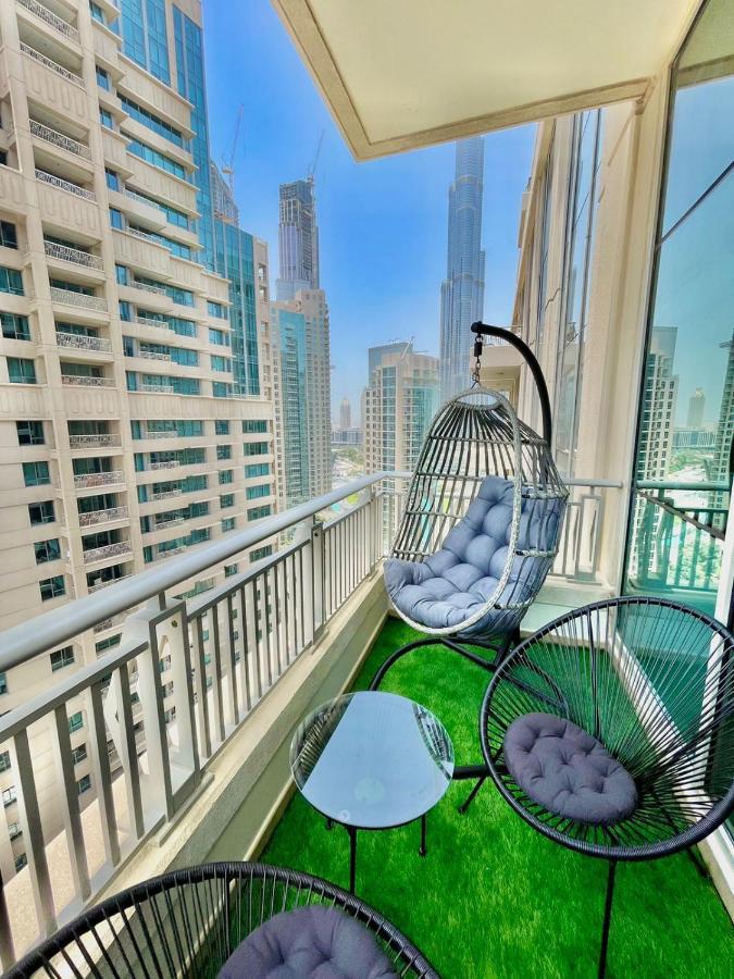First Class 2Br With Burj Khalifa & Downtown View ดูไบ ภายนอก รูปภาพ