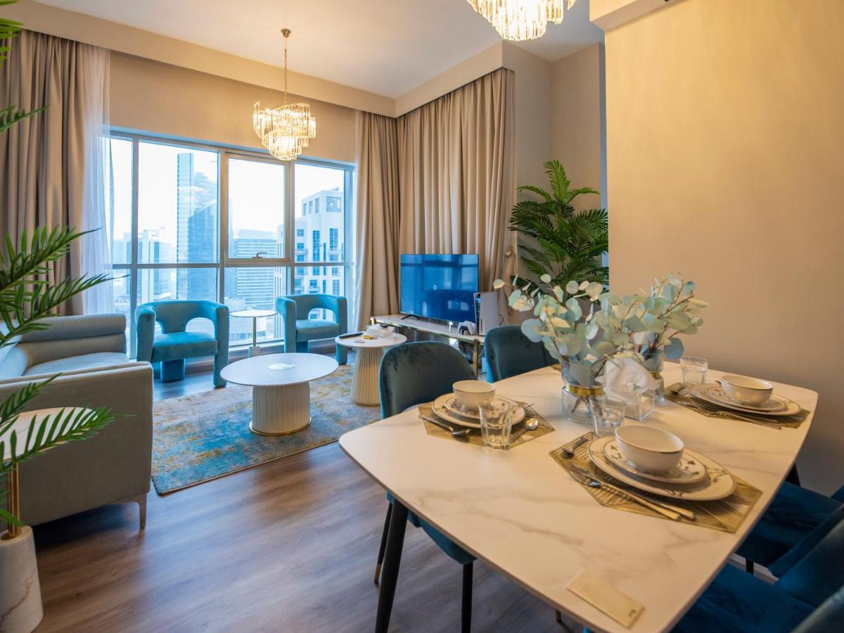 First Class 2Br With Burj Khalifa & Downtown View ดูไบ ภายนอก รูปภาพ