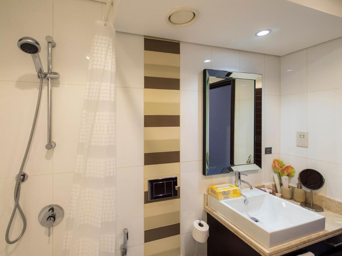 First Class 2Br With Burj Khalifa & Downtown View ดูไบ ภายนอก รูปภาพ