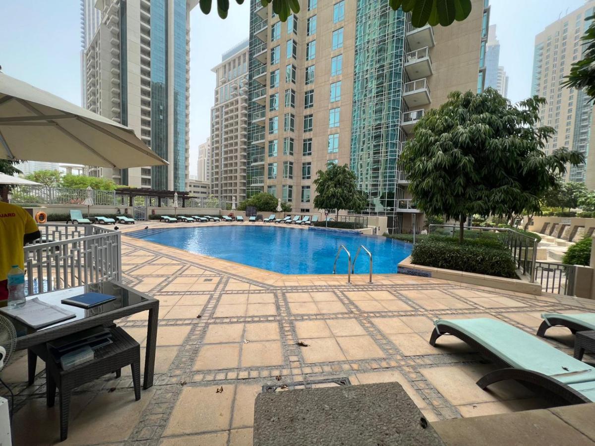 First Class 2Br With Burj Khalifa & Downtown View ดูไบ ภายนอก รูปภาพ
